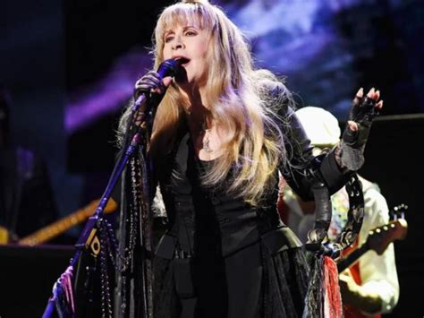 The Healing Powers of Stevie Nicks' Music: A Spiritual Journey